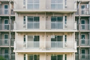 12億円の融資で3000万円のキャッシュフローは成功か