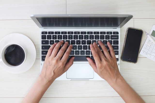 給料を1万円増やすために時間を費やさない