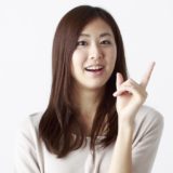 副業をする女性