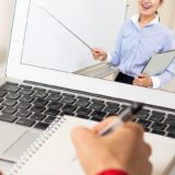 ステイホーム週間では、インターネットが重要なライフライン