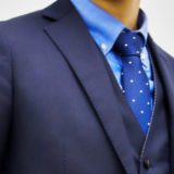 スリーピーススーツの不動産営業がなぜ多いのか